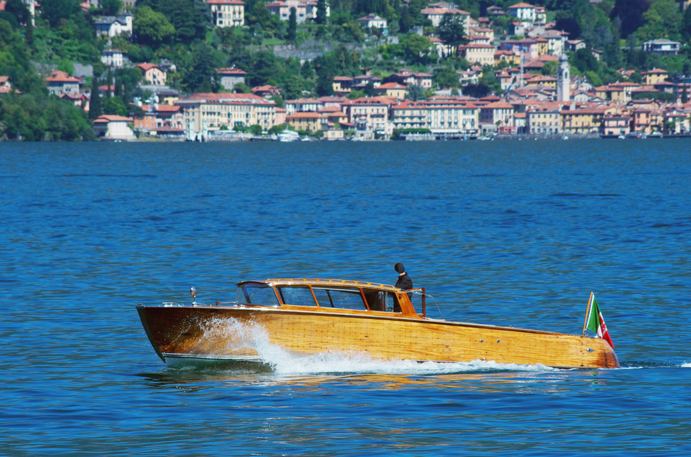 lake como classic speedboat private tour